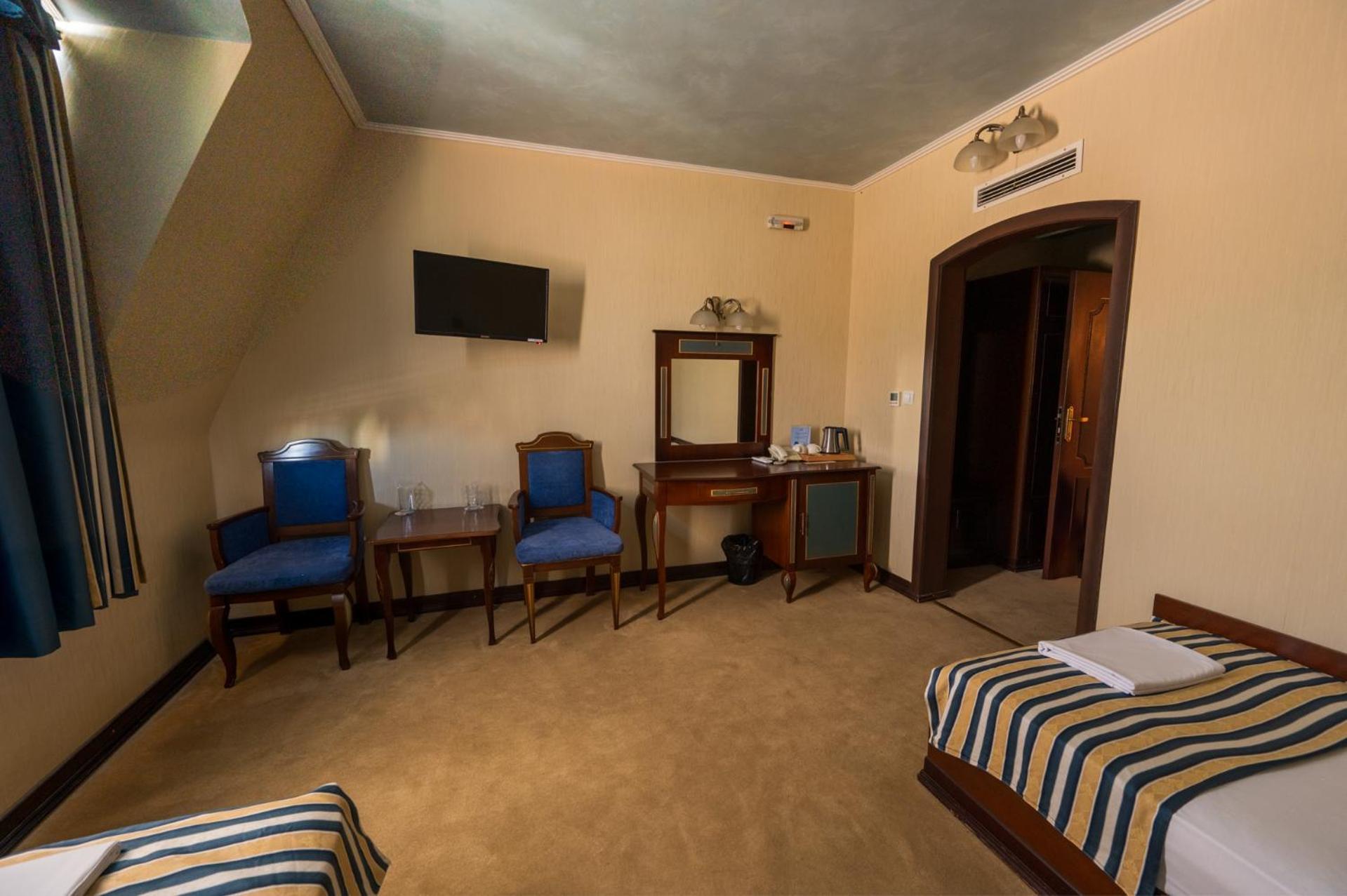 Family Hotel Lazur Kyustendil Buitenkant foto